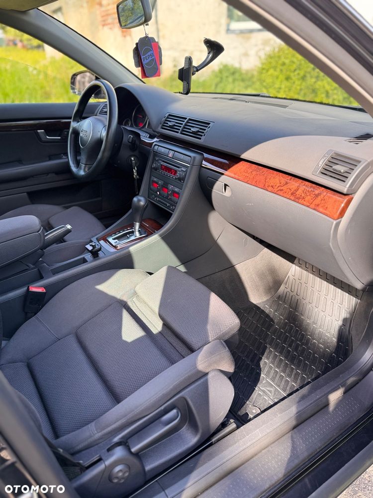 Audi A4 - 25