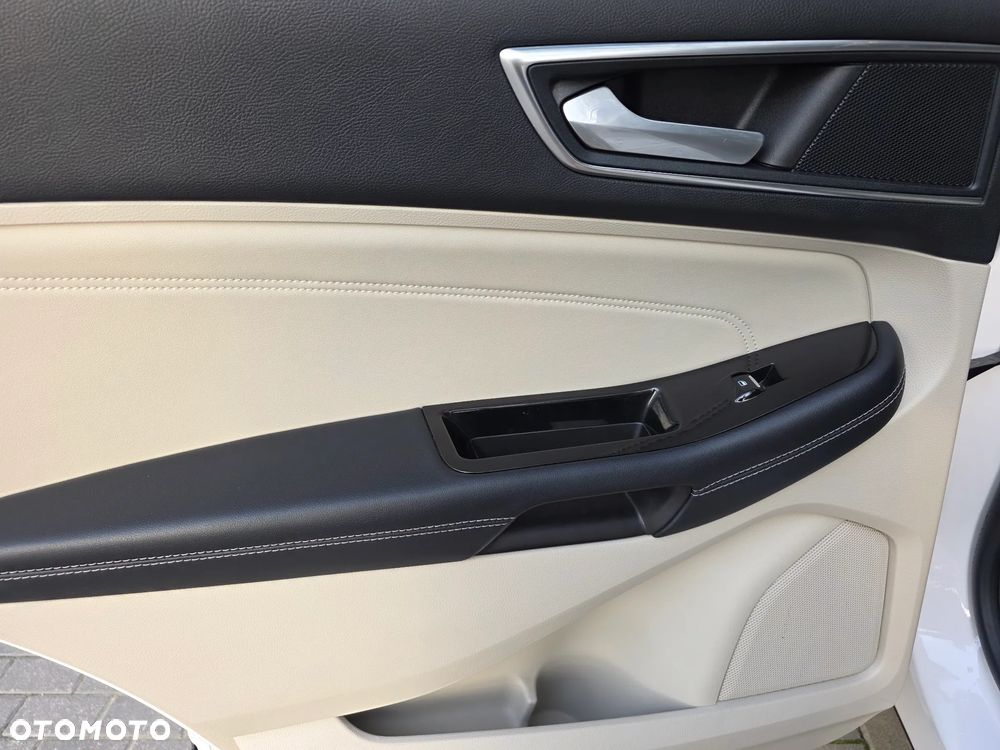 Ford Edge - 28