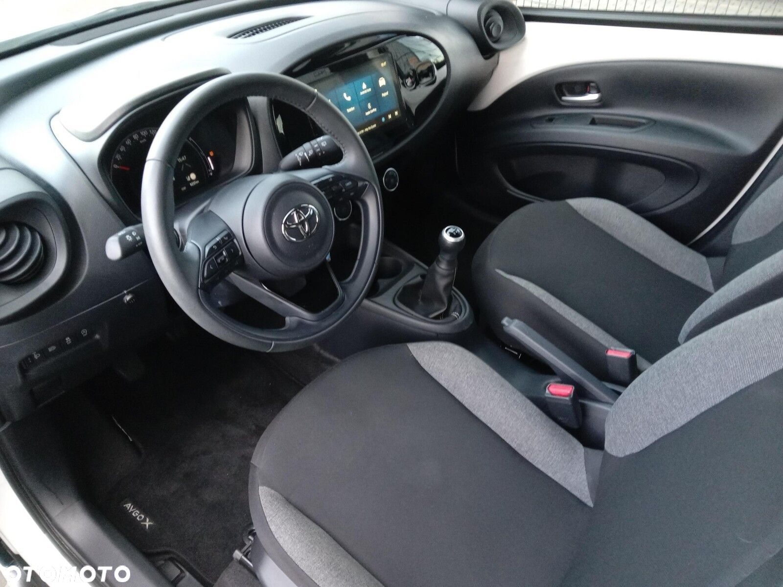 Toyota Aygo X - 13