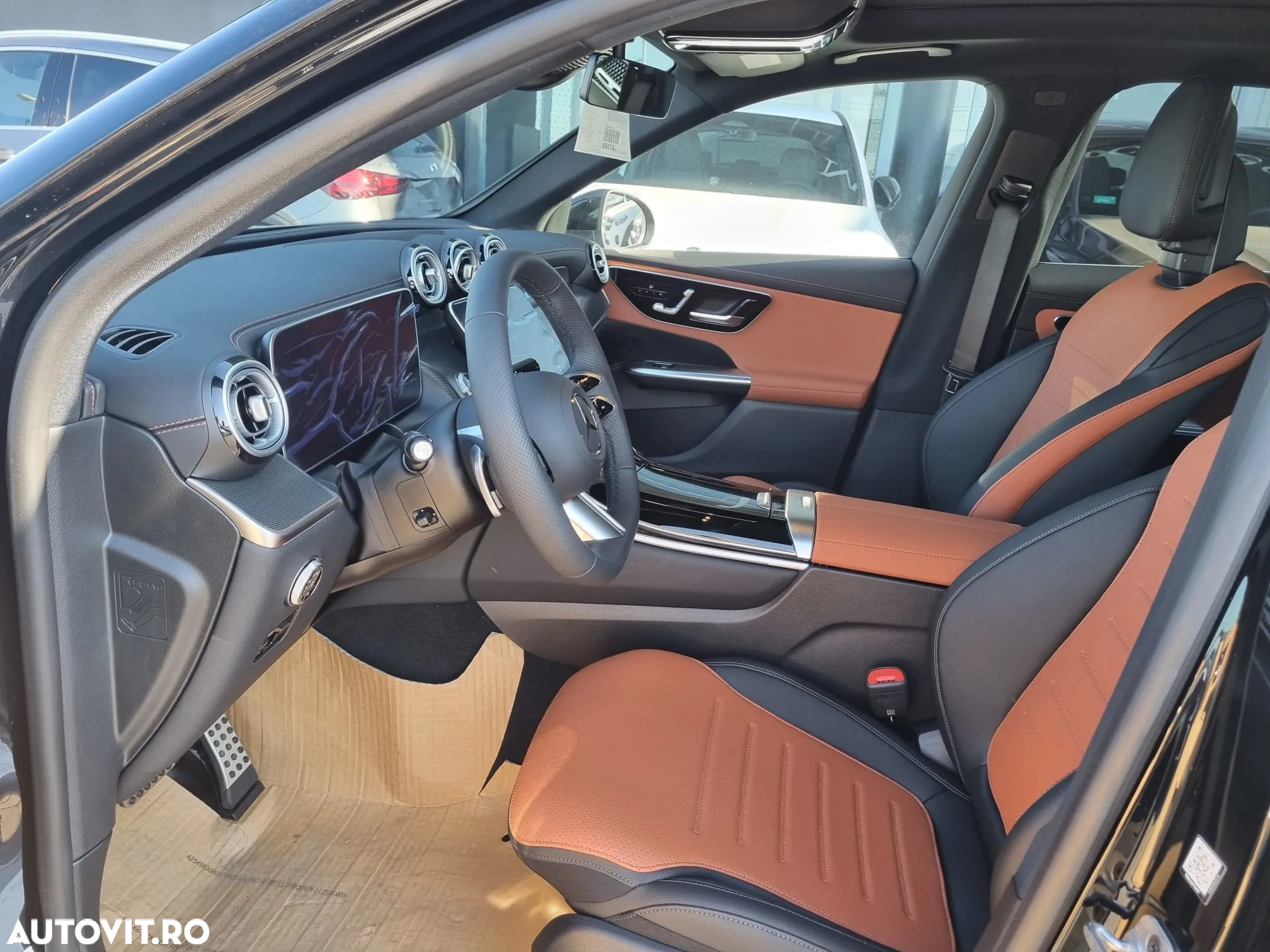 Mercedes-Benz GLC 220 d 4MATIC MHEV - 24
