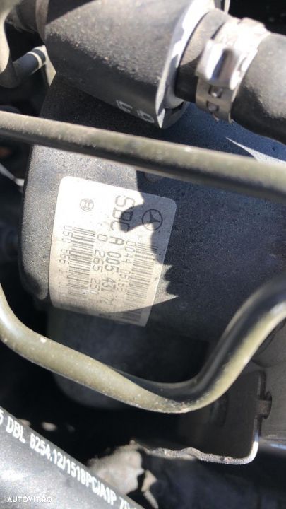 Piese mercedes CLS w219 500 motor  V8 Benzina 306 cp  2005 far bixenon adaptiv faruri aripa fata oglinda usa luneta geam kit airbag airbaguri volan interior pompa Frână abs  SBC radiator trager tragar calandru dezmembrari dezmembrez perne amortizor compresor aer airmatic w211 - 16