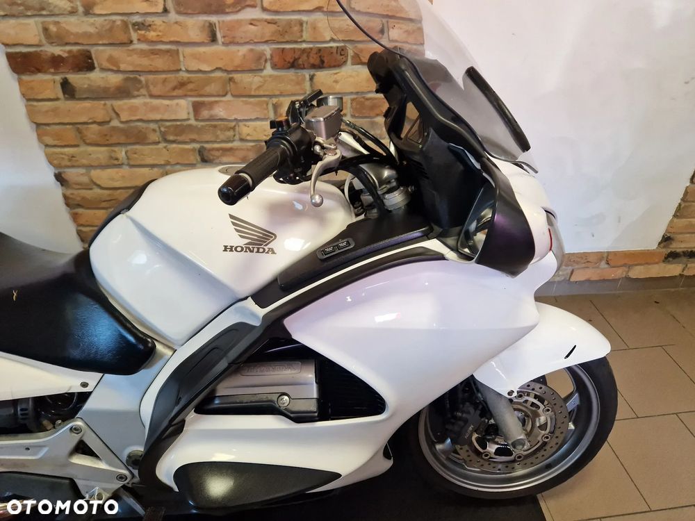 Honda ST - 30