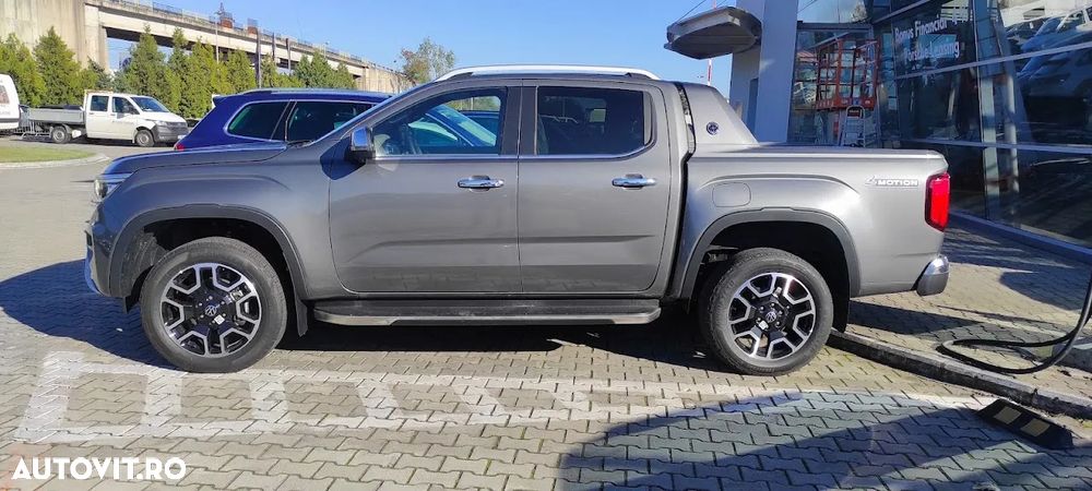Volkswagen Amarok 3.0 TDI 241 CP 4M 10AT Aventura - 3