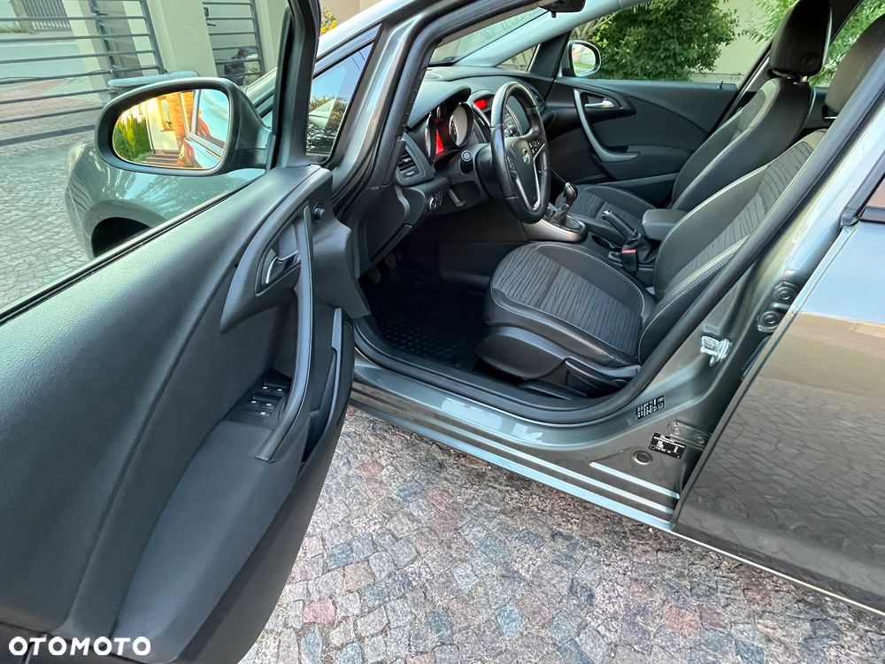 Opel Astra 1.6 Active EU6 - 24