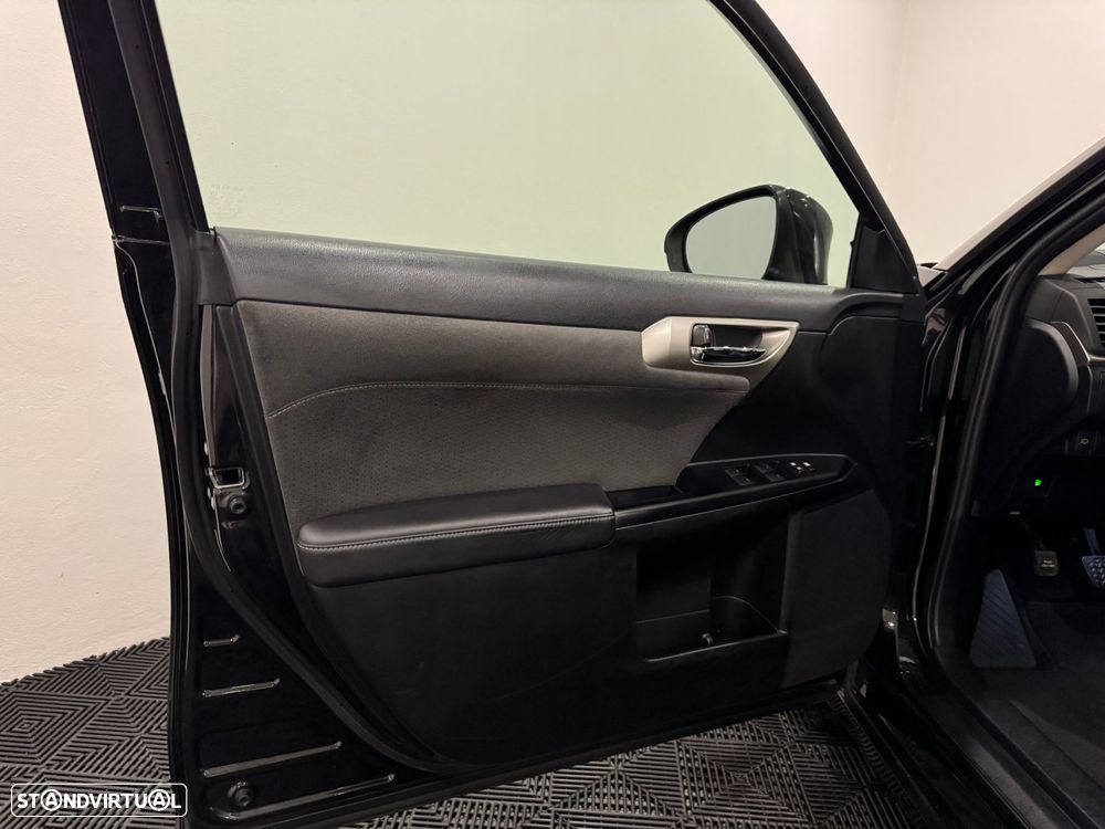 Lexus CT 200h Luxury - 54