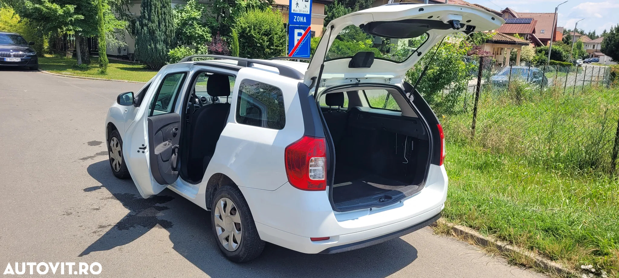 Dacia Logan 0.9 TCe Laureate - 3