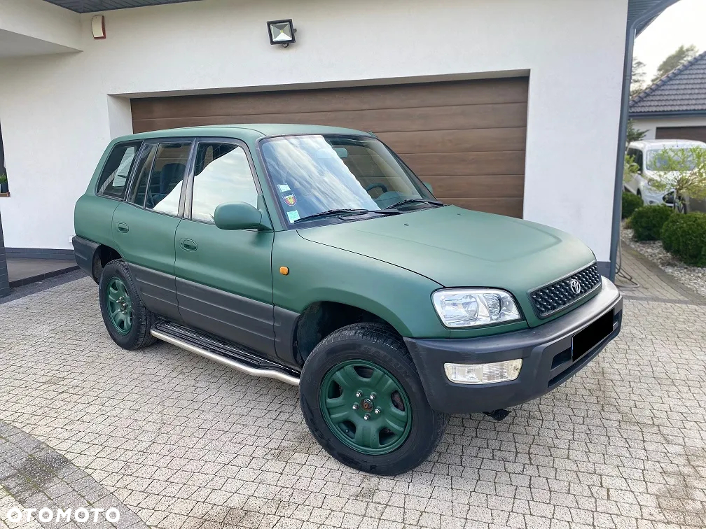 Toyota RAV4 2.0 GLi - 5