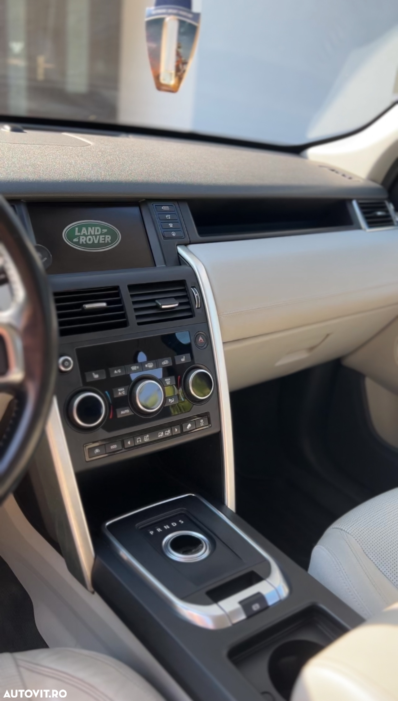 Land Rover Discovery Sport 2.0 l TD4 HSE Luxury Aut. - 6