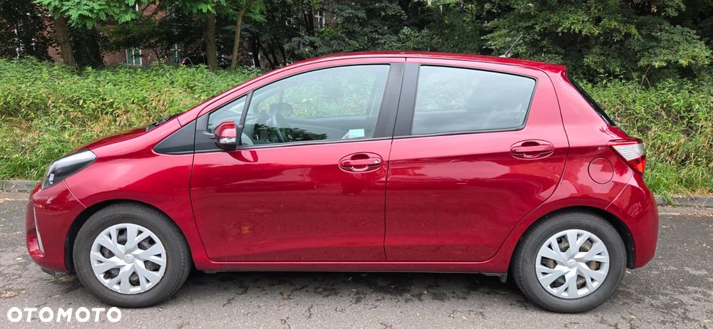 Toyota Yaris 1.5 Premium CVT - 18