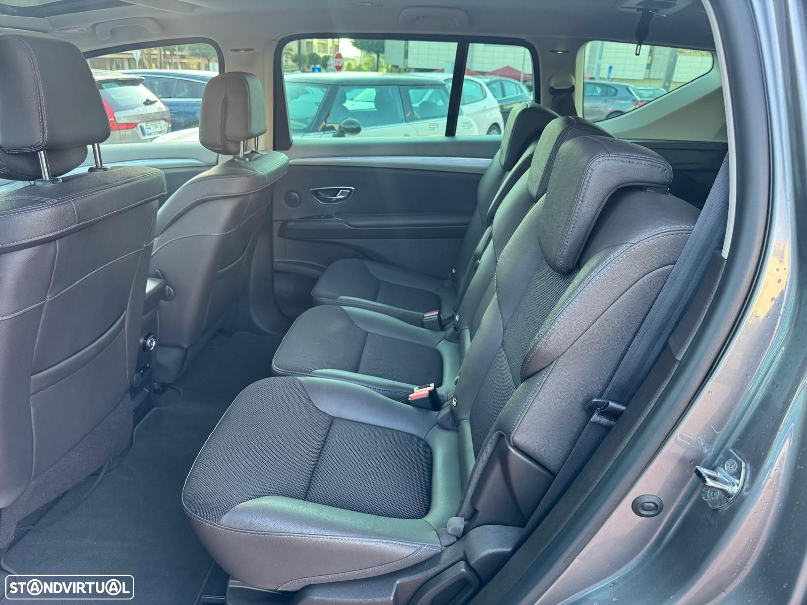 Renault Espace 1.6 dCi Initiale Paris EDC - 13