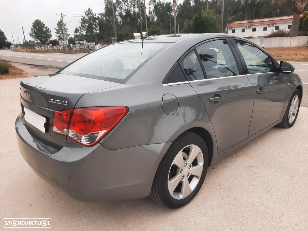 Chevrolet Cruze 2.0 VCDi LT - 16