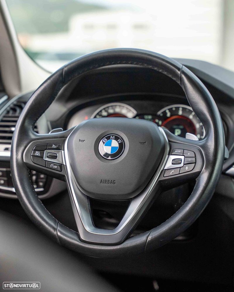 BMW X4 xDrive20i Aut. Advantage - 16