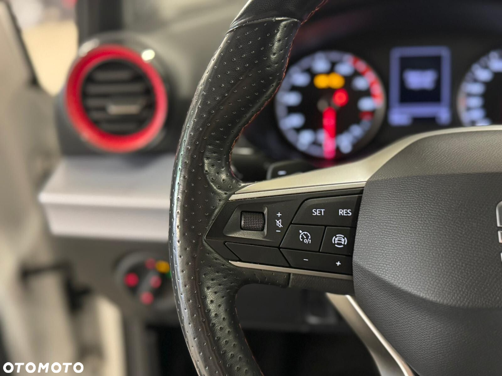 Seat Arona - 9