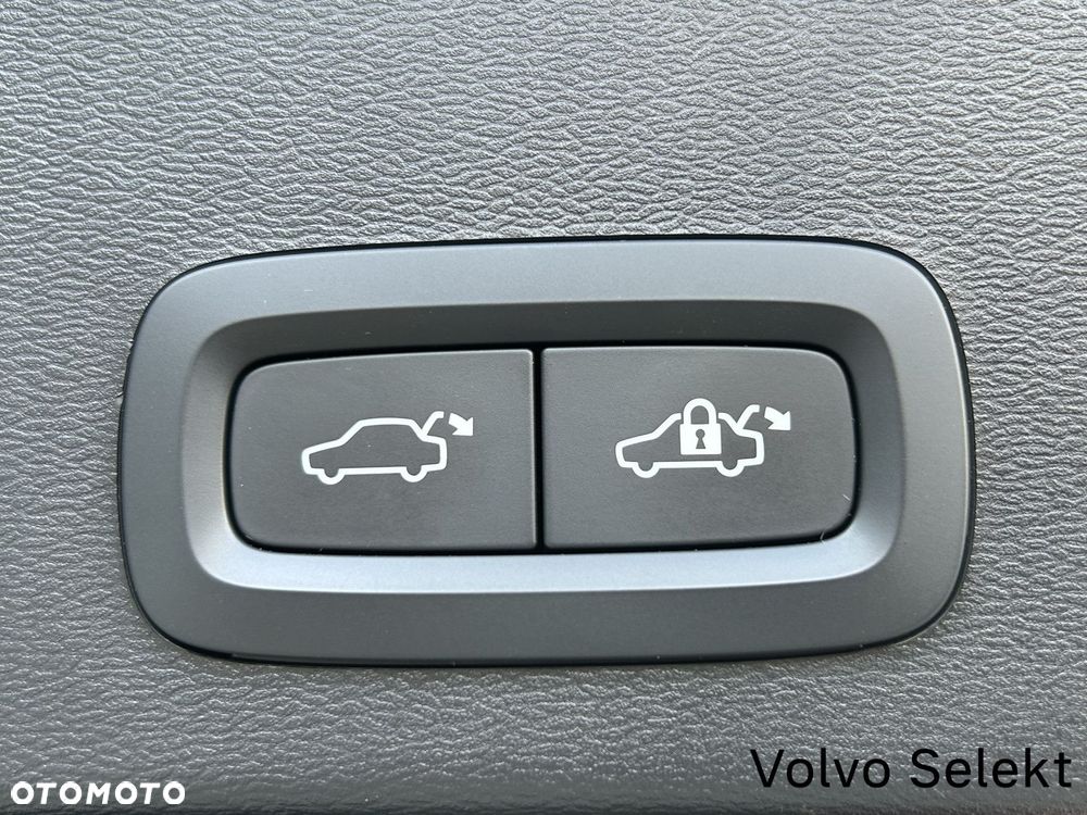 Volvo XC 40 - 31