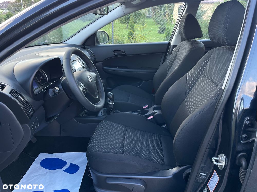 Hyundai i30 i30cw 1.6 CRDi blue Classic - 6