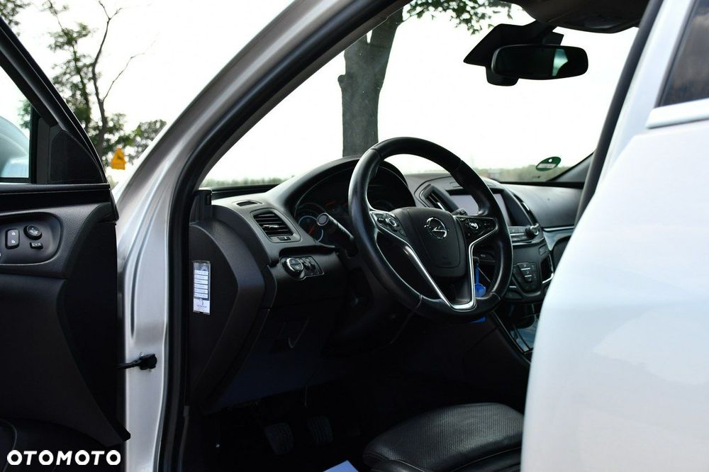 Opel Insignia - 7