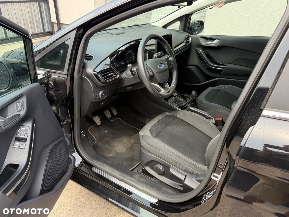 Ford Fiesta 1.1 S&S TITANIUM - 8