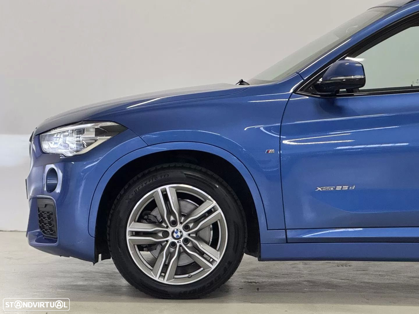 BMW X1 25 d xDrive Pack M - 9