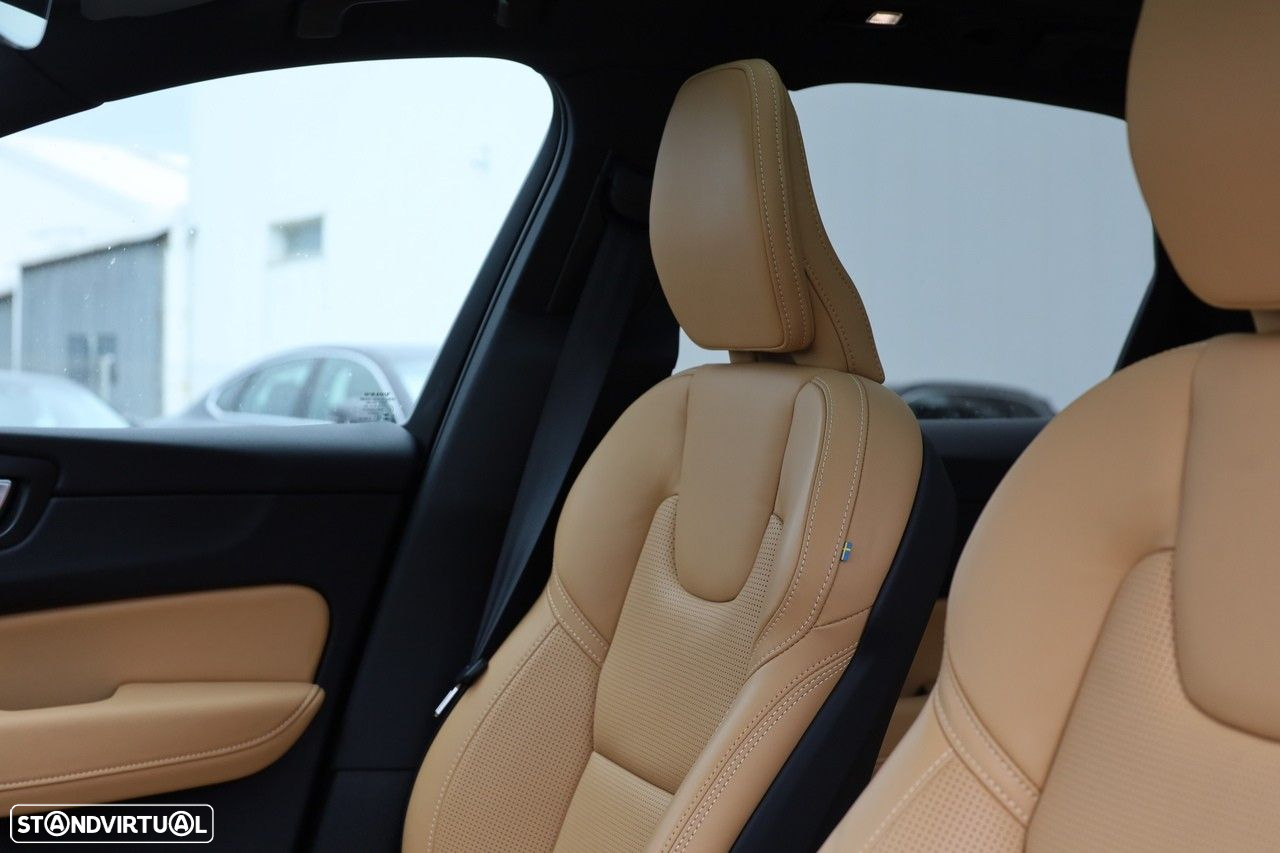 Volvo XC 60 2.0 T6 PHEV Plus Bright AWD - 9