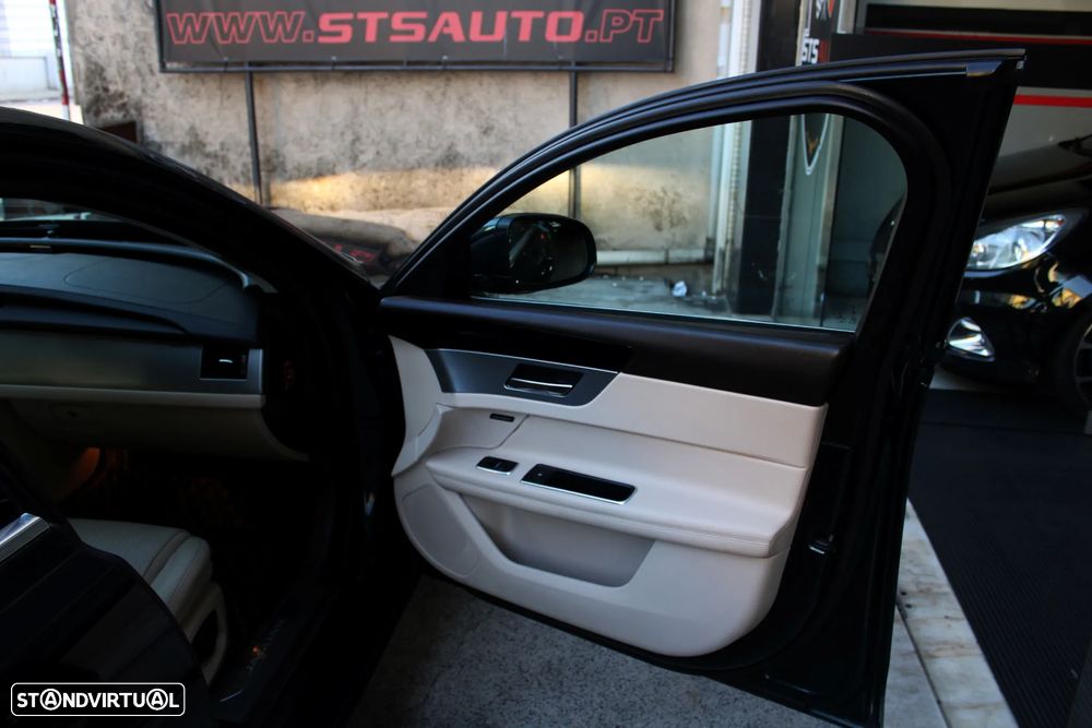 Jaguar XF 2.0 D Pure Aut. - 28
