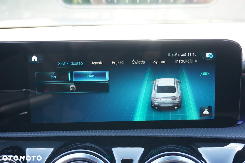 Mercedes-Benz CLA AMG 35 4Matic B AMG Speedshift 7G-DCT - 23