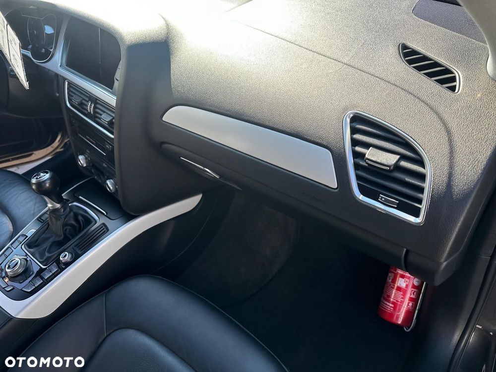 Audi A4 Avant 2.0 TDI ultra - 15