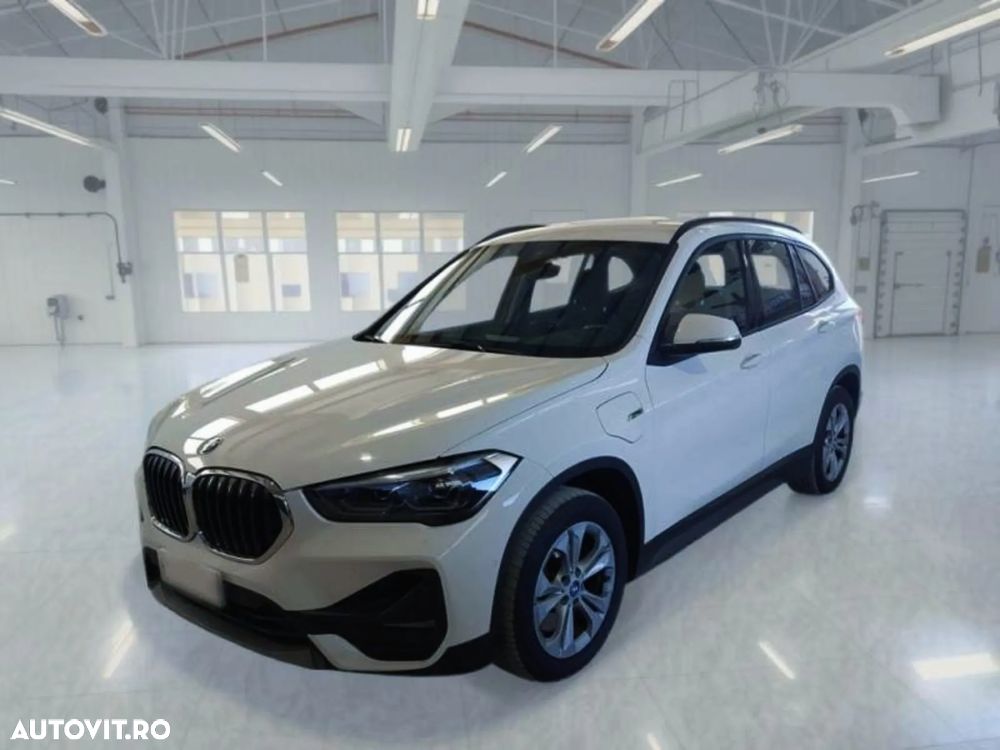 BMW X1 xDrive25e Advantage - 17