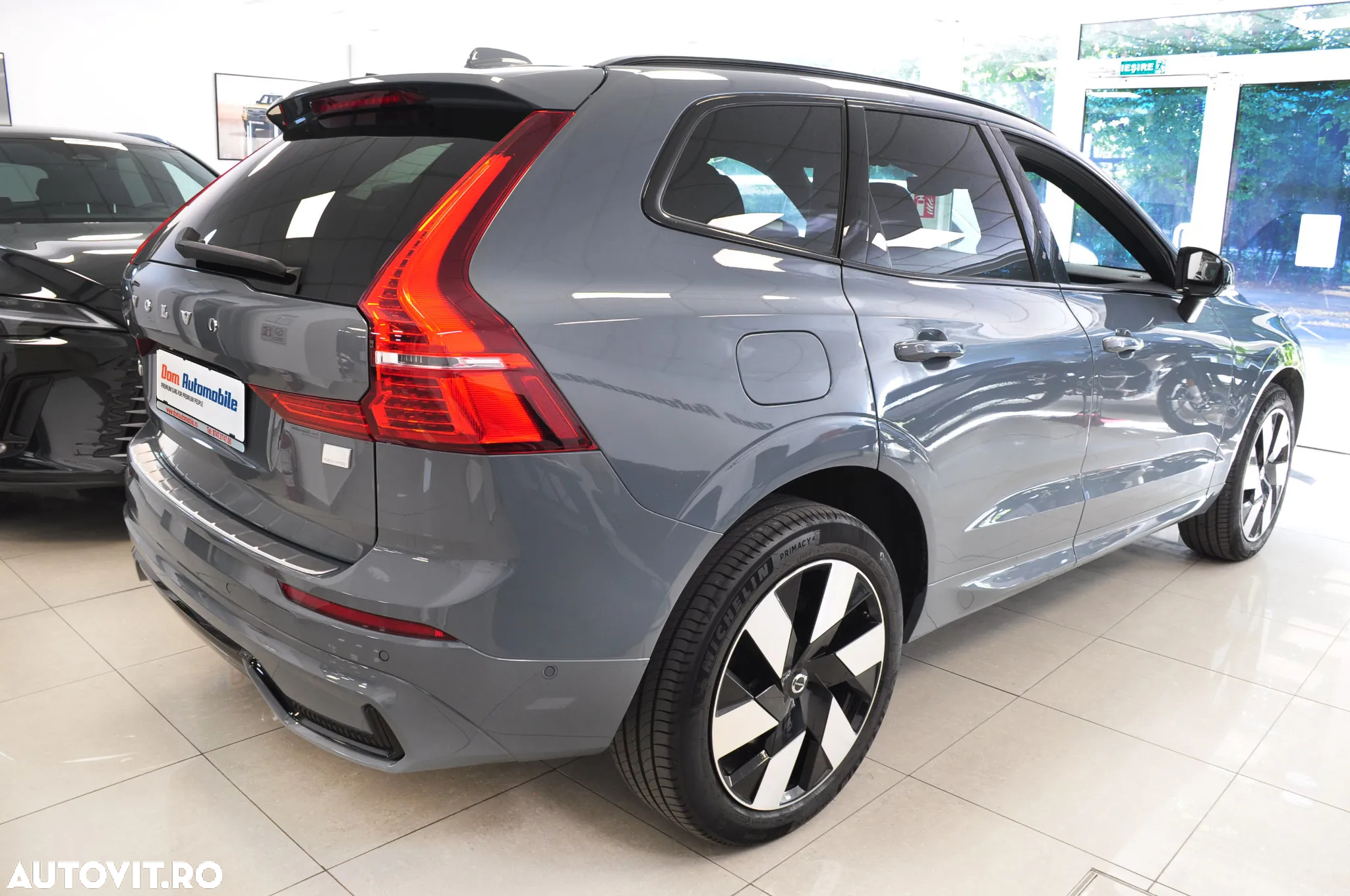 Volvo XC 60 T6 AWD Plug-in Hybrid Plus Bright - 4