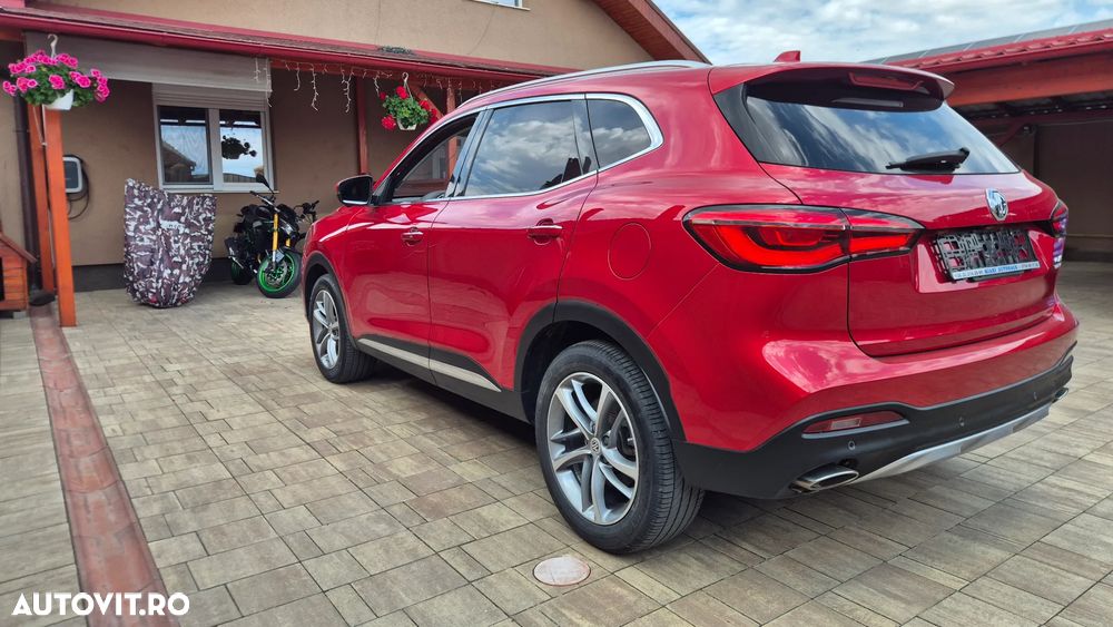 MG EHS Luxury - 5