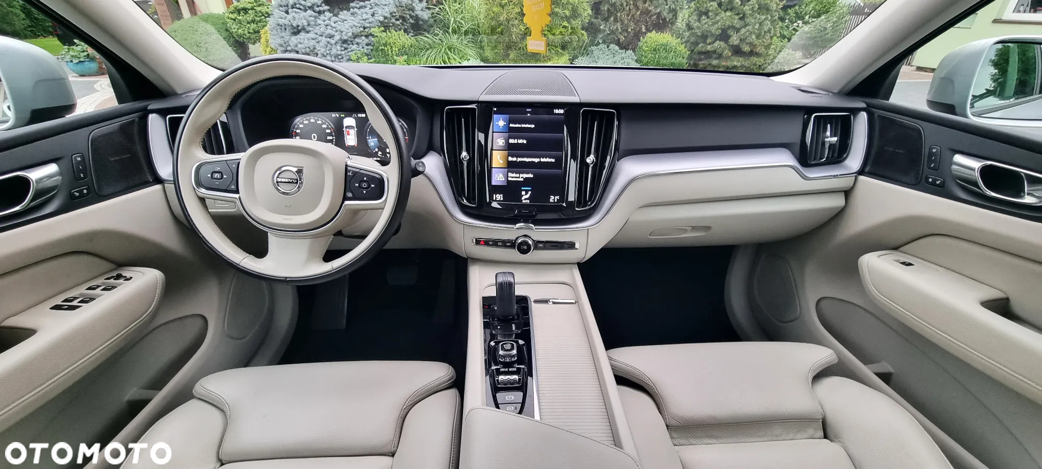 Volvo XC 60 B4 D AWD Geartronic Momentum Pro - 18