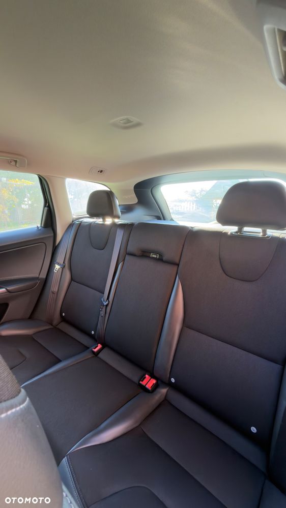 Volvo XC 60 - 12