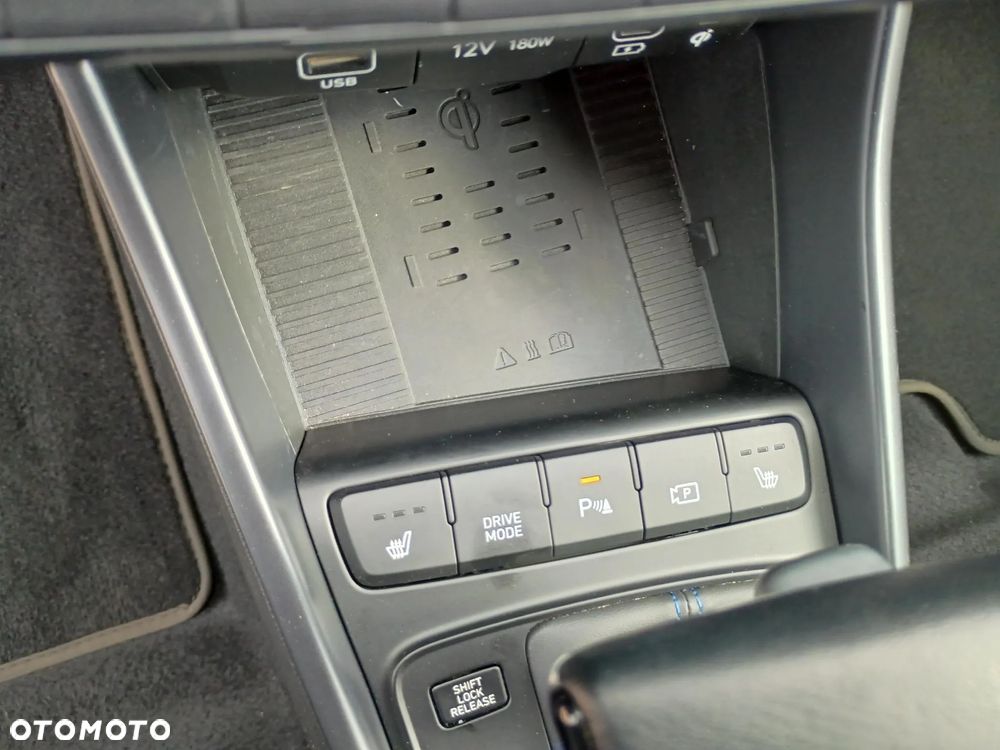 Hyundai Bayon 1.0 T-GDI Executive DCT - 26