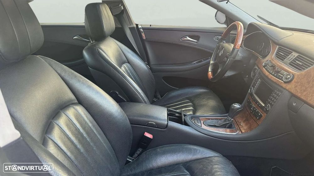 Mercedes-Benz CLS 320 CDi - 10