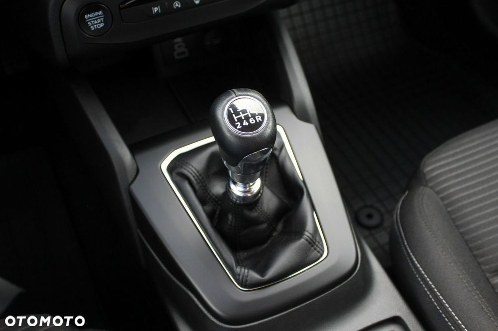Ford Focus 1.0 EcoBoost Titanium - 19