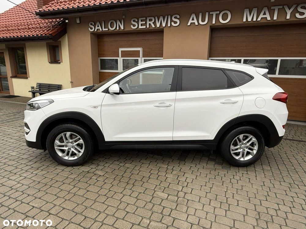 Hyundai Tucson 1.6 GDI BlueDrive Style 2WD - 11