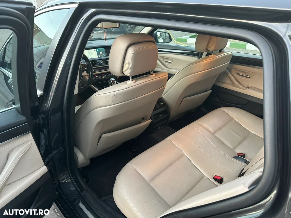 BMW Seria 5 525d xDrive Touring - 21
