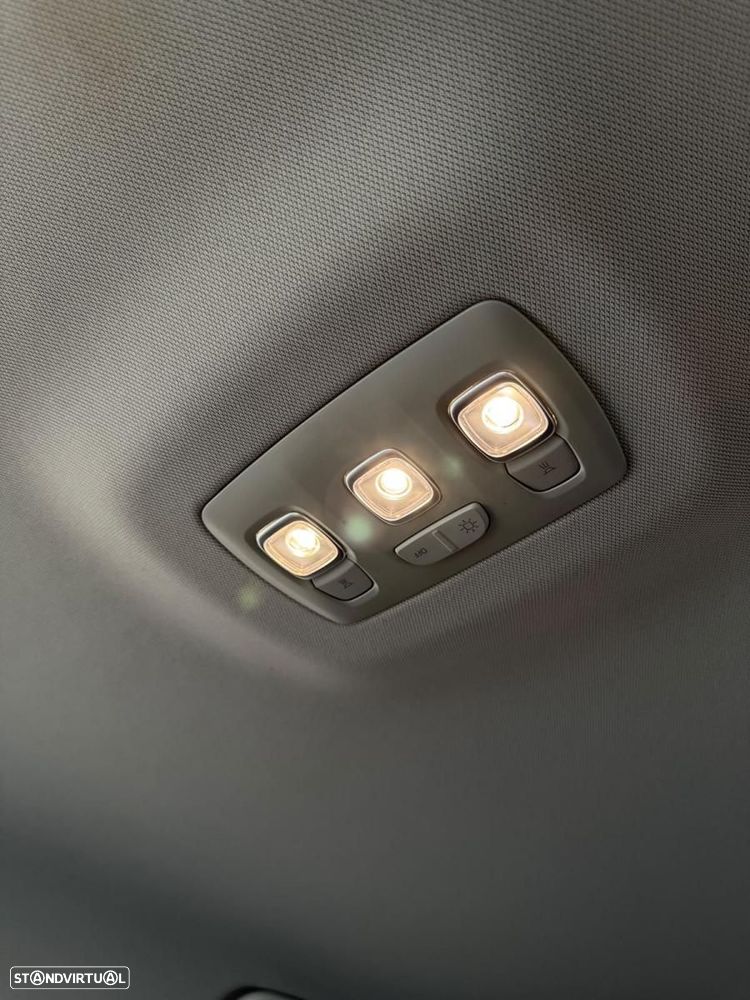 Renault Captur - 41