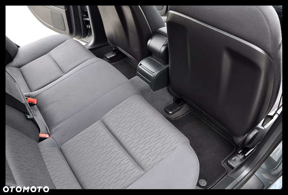 Audi A4 Limousine - 26