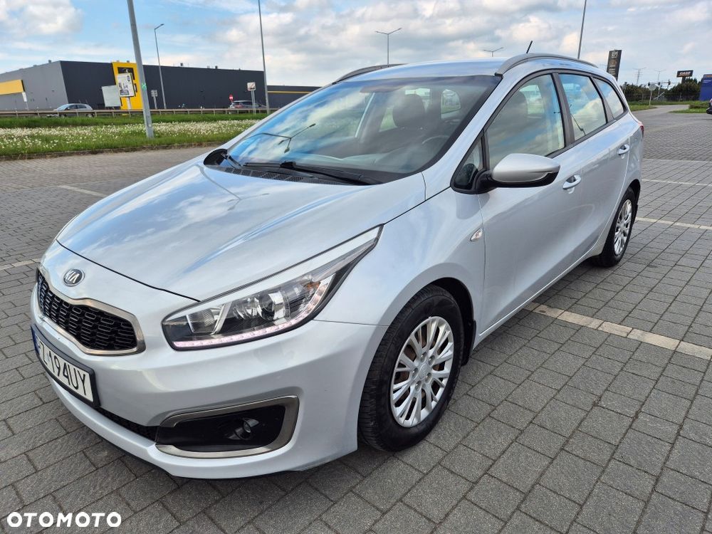 Kia Ceed 1.6 CRDi Smart - 13