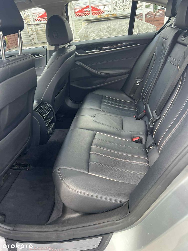 BMW Seria 5 520i GPF Luxury Line - 16