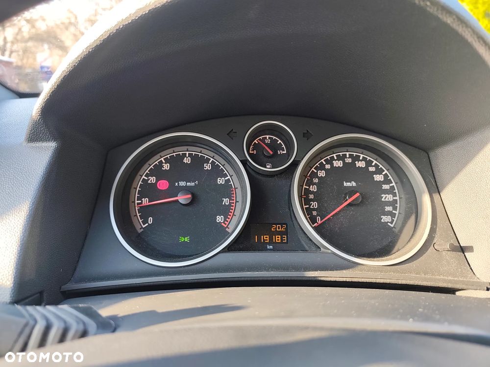 Opel Astra 1.6 Active - 21