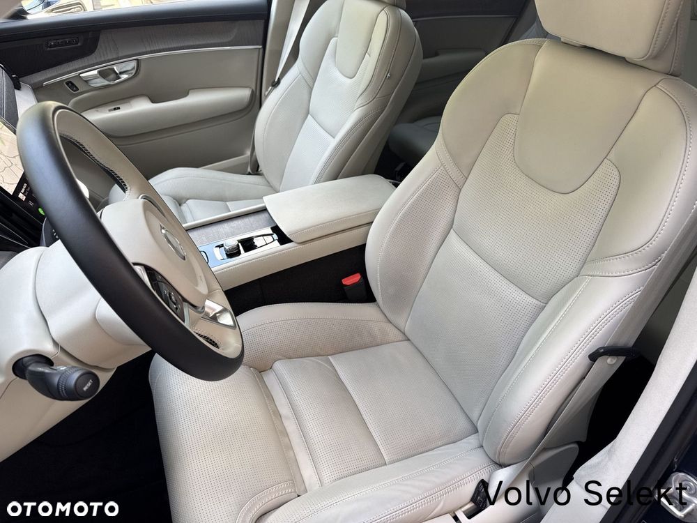 Volvo XC 90 - 21