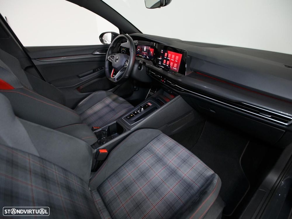 VW Golf 2.0 TSI OPF DSG GTI - 9