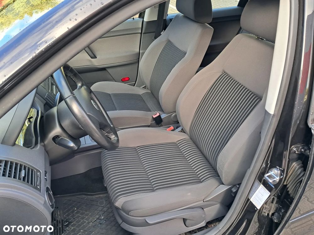 Volkswagen Polo 1.4 16V Trendline - 8