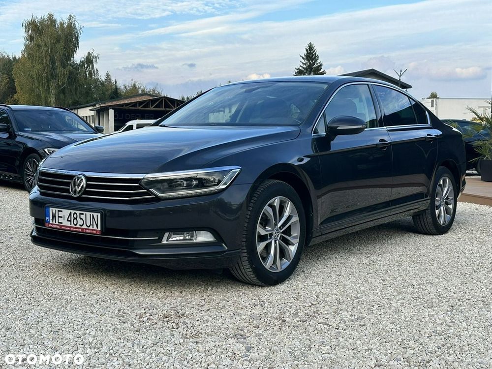 Volkswagen Passat - 4