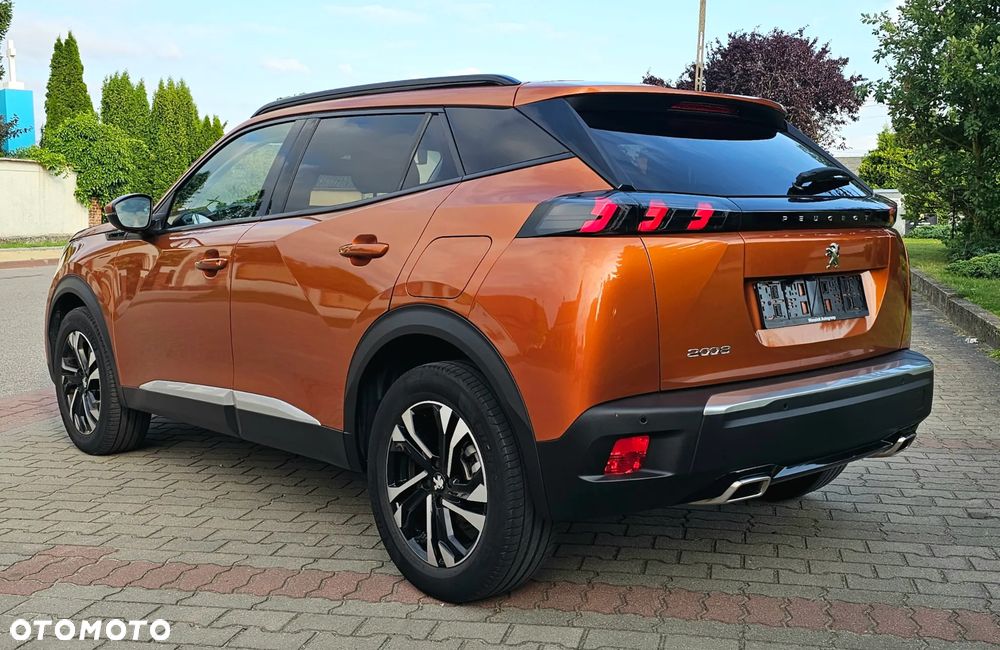 Peugeot 2008 PureTech 130 EAT8 Allure Pack - 9