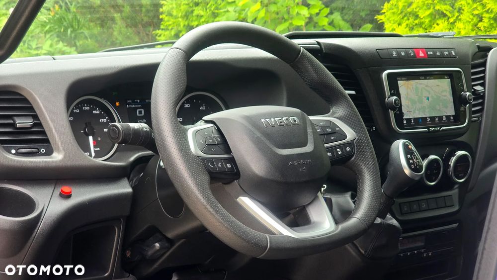 Iveco ❗️❗️DAILY 3.0 180KM 50C18 ❗️❗️WINDA PALFINGER 1000KG / AUTOMAT HI-MATIC / OBUSTRONNA BURTO-FIRANKA 10 PALET / NAWIGACJA / DACH ZSUWANY / TEMPOMAT ADAPTACYJNY / WERSJA WZMOCNIONA / SALON POLSKA / FULL LED / LAKIER METALIK / NOWE OPONY / MAKSYMALNA DOSTĘPNA OPCJA WYPOSAŻENIA❗❗ STAN - JAK NOWY ❗️ - 36