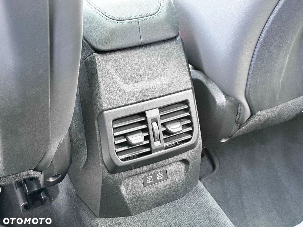 BMW Seria 1 - 30