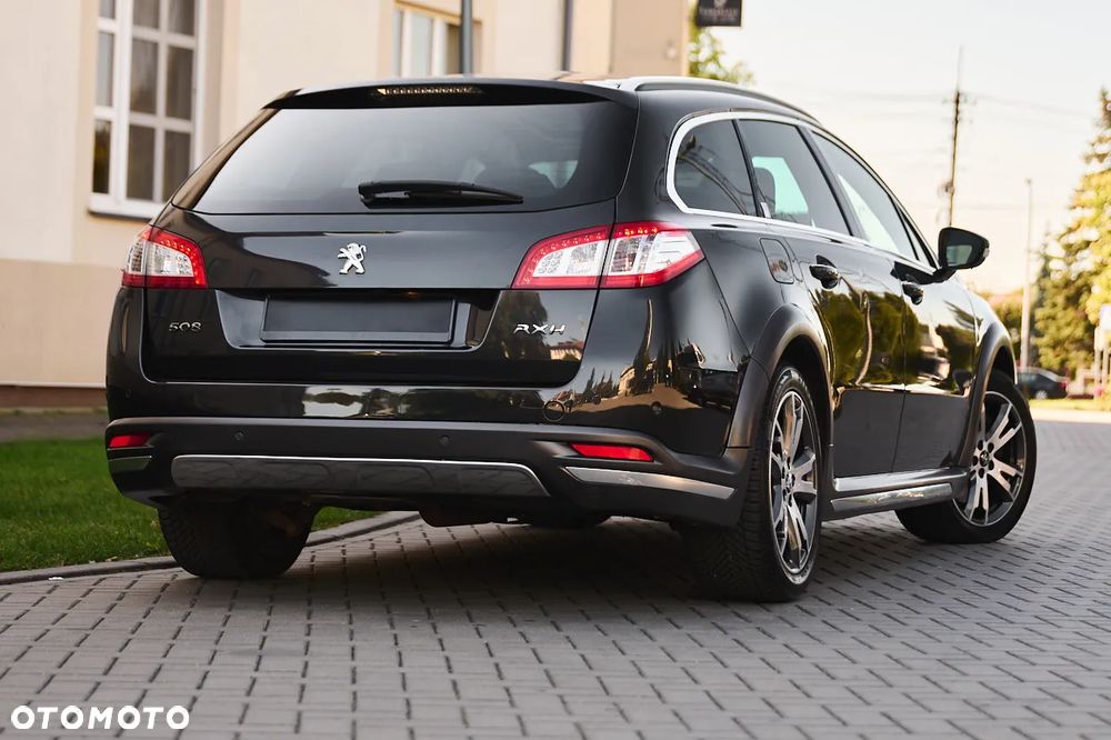 Peugeot 508 RXH Hybrid4 - 12