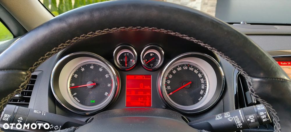 Opel Astra 1.4 Turbo Exklusiv - 22